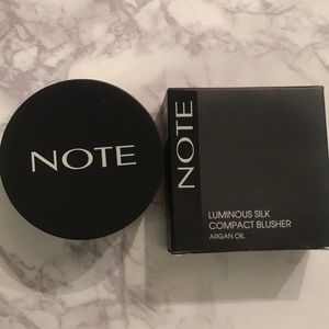 Note Luminous Silk Compact Blusher- Desert Rose